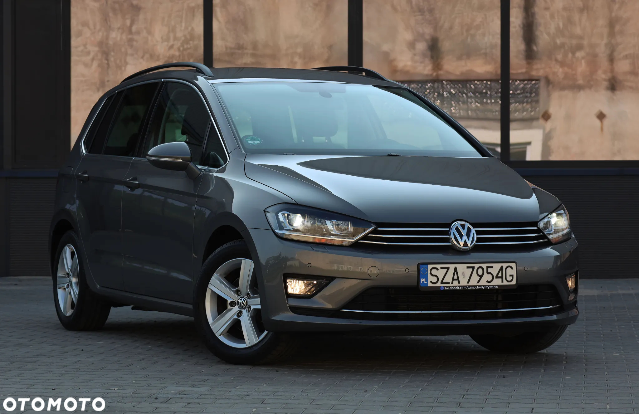 Volkswagen Golf Sportsvan 1.4 TSI (BlueMotion Technology) DSG Highline - 2