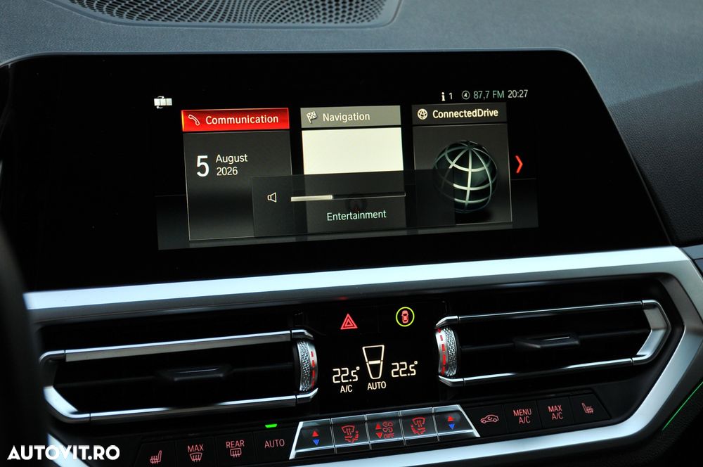 BMW Seria 3 320d Aut. Sport Line - 26