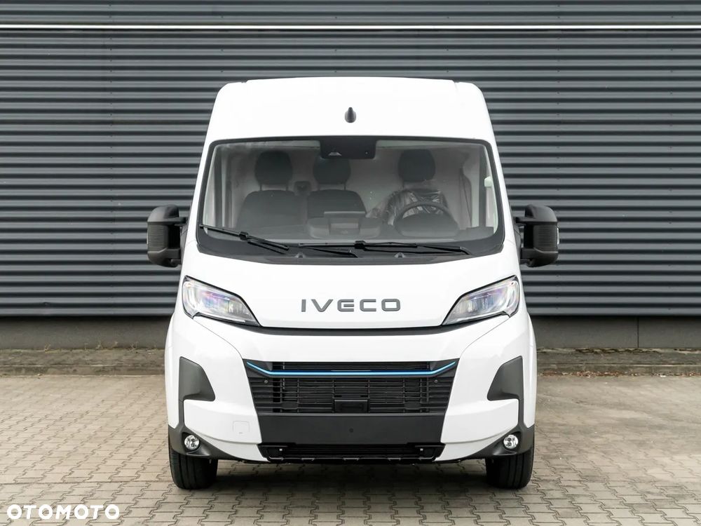 Iveco eSuperJolly L3H2 - 3