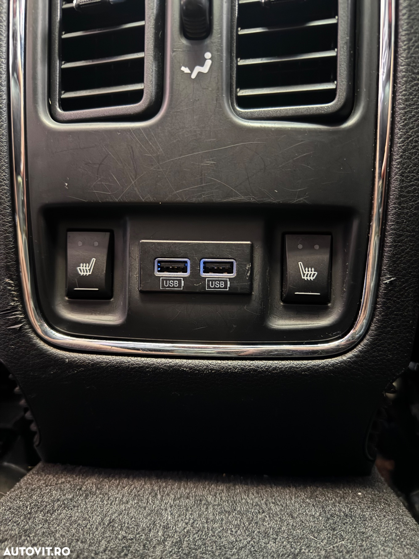 Jeep Grand Cherokee - 18