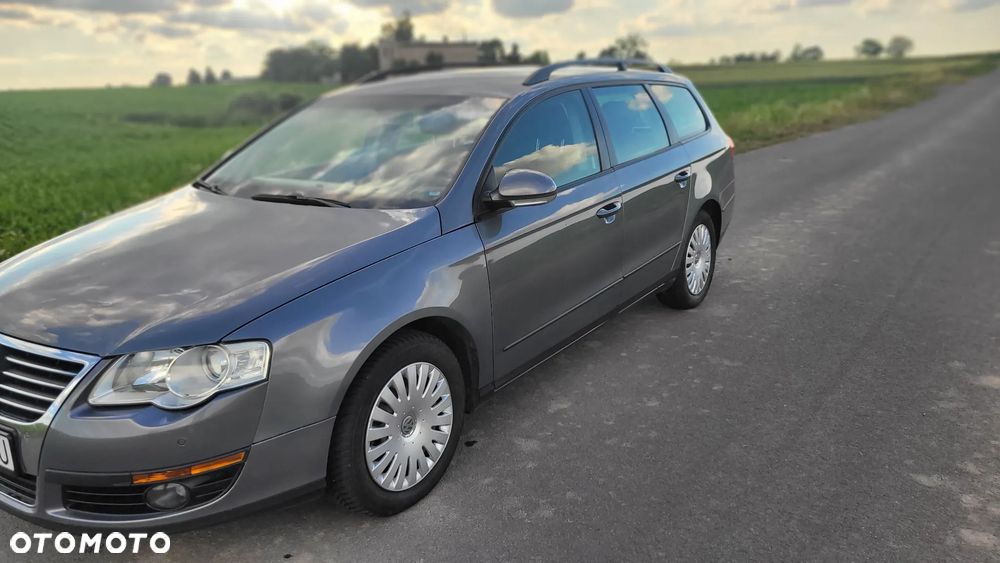 Volkswagen Passat - 14