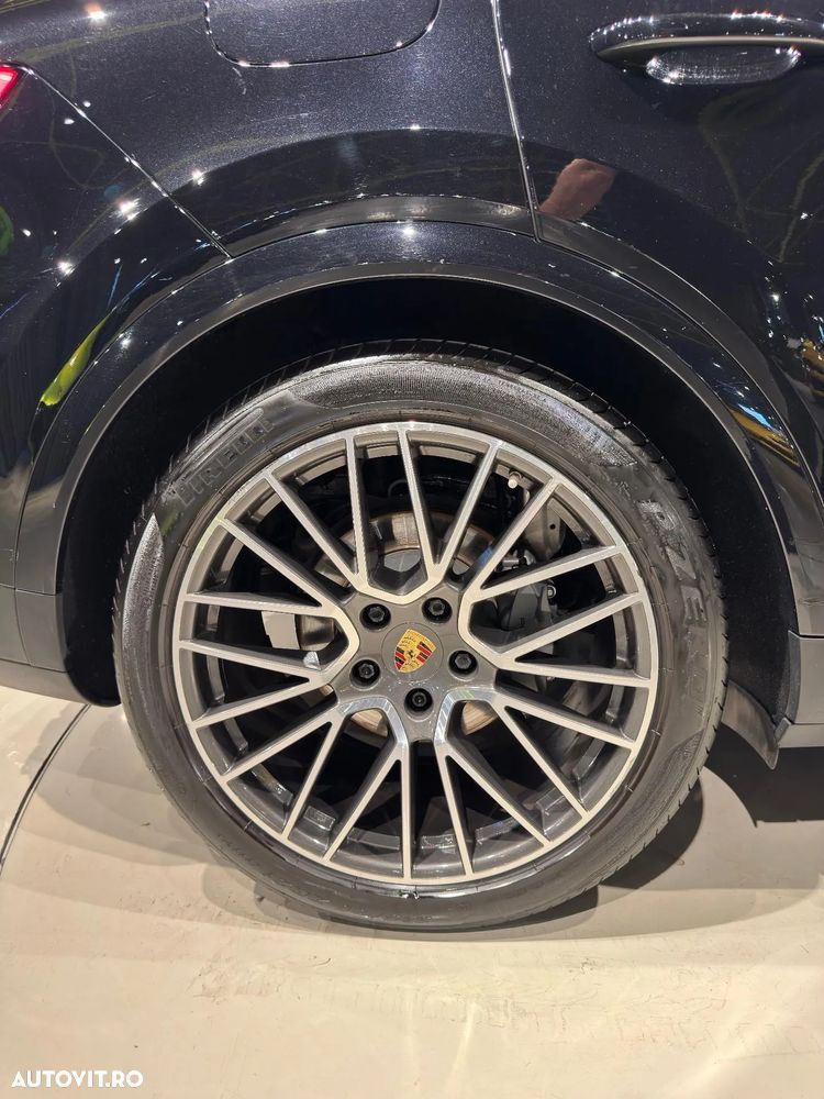 Porsche Cayenne S - 40