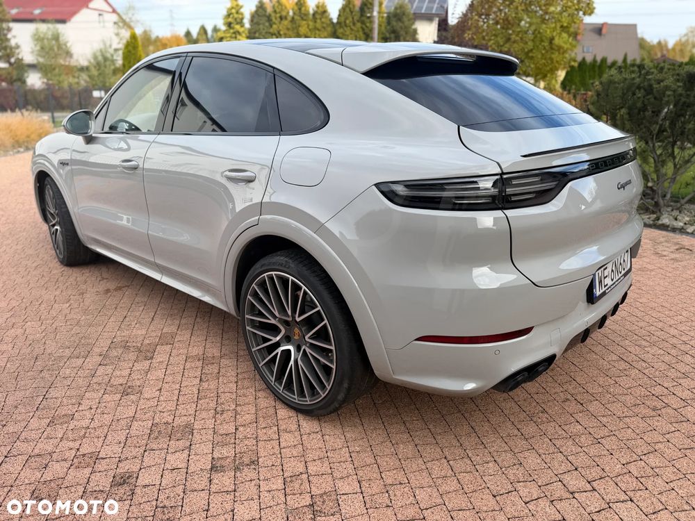 Porsche Cayenne - 7