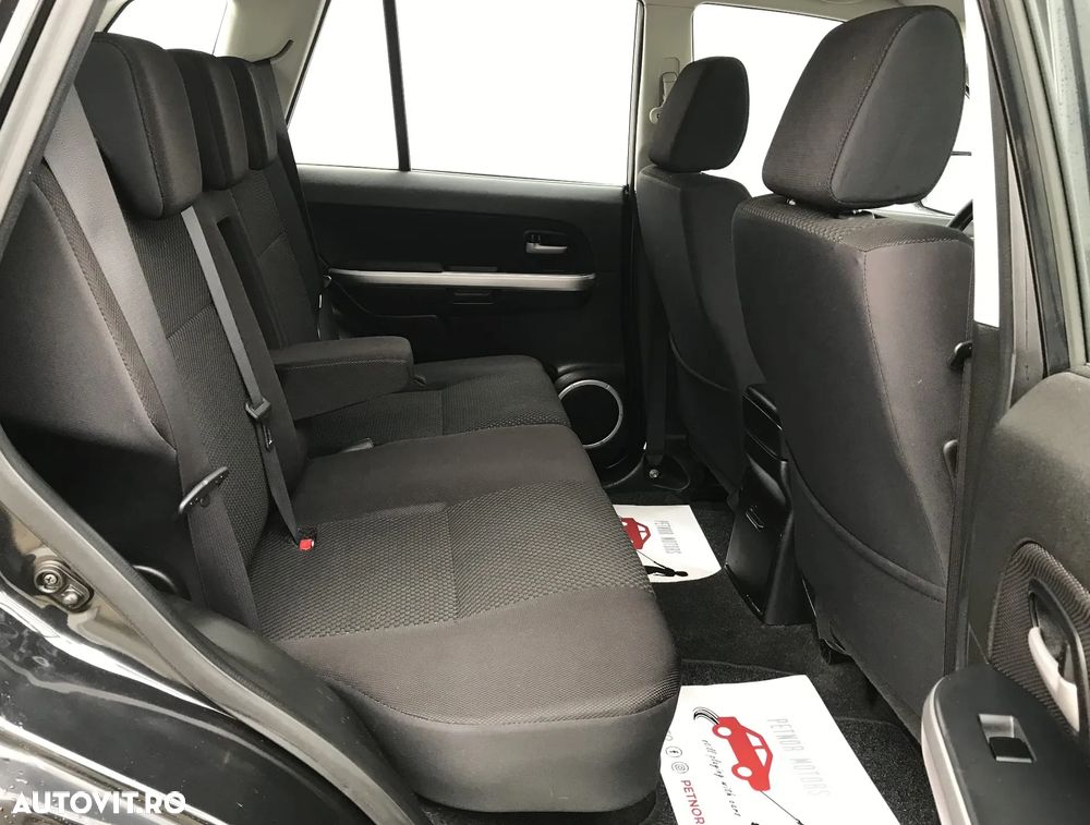 Suzuki Grand Vitara 1.9 DDiS Comfort - 15