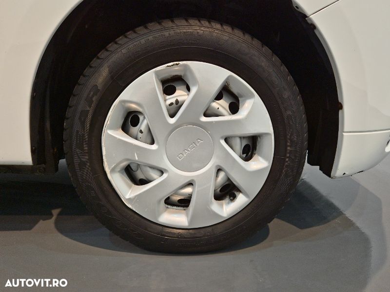 Dacia Sandero - 7