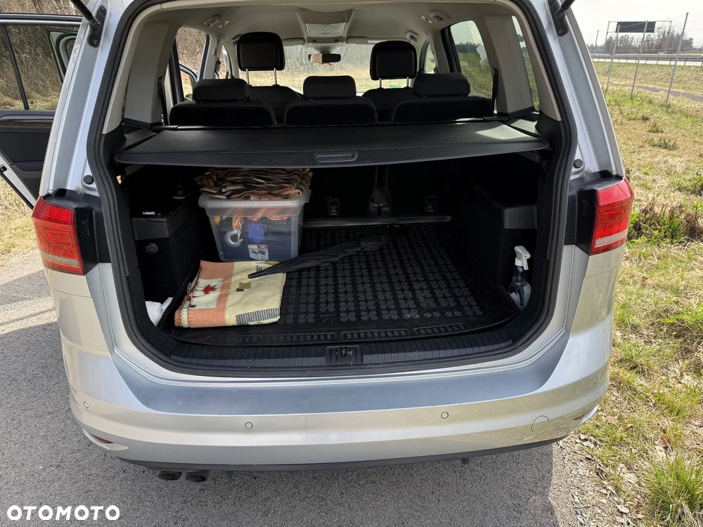 Volkswagen Touran 2.0 TDI SCR (BlueMotion Technology) Highline - 10