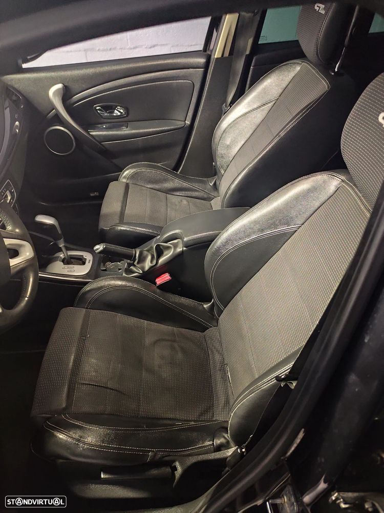 Renault Mégane Sport Tourer 1.5 dCi GT Line EDC - 8
