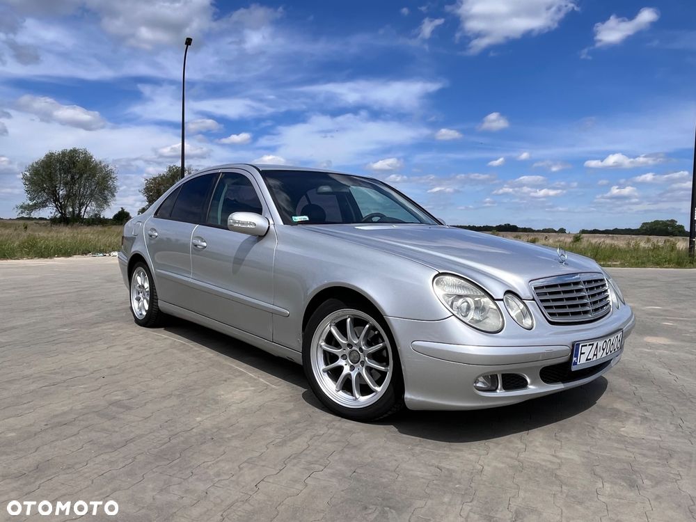 Mercedes-Benz Klasa E - 1