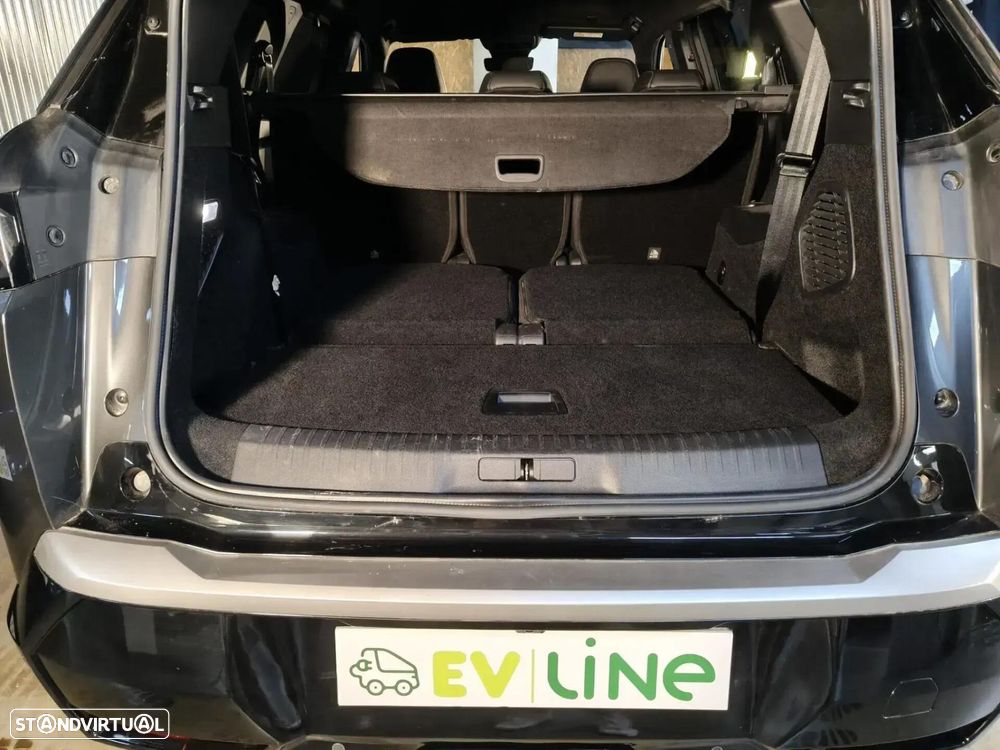 Peugeot e-5008 73 kWh GT — fotografia 18
