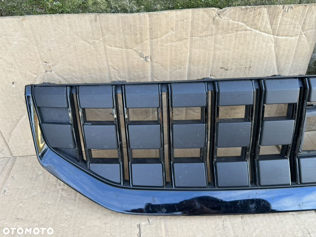 GRILL ATRAPA CHŁODNICY PRZÓD PRZEDNI POLESTAR 2 II 31698060 ORYGINAŁ - 4