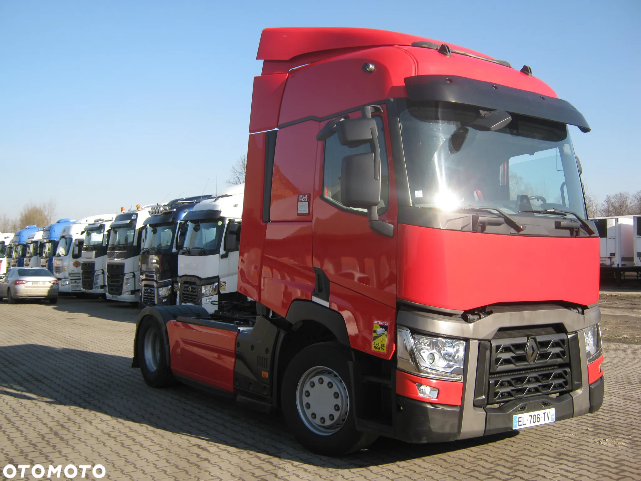 Renault T-440 - 3