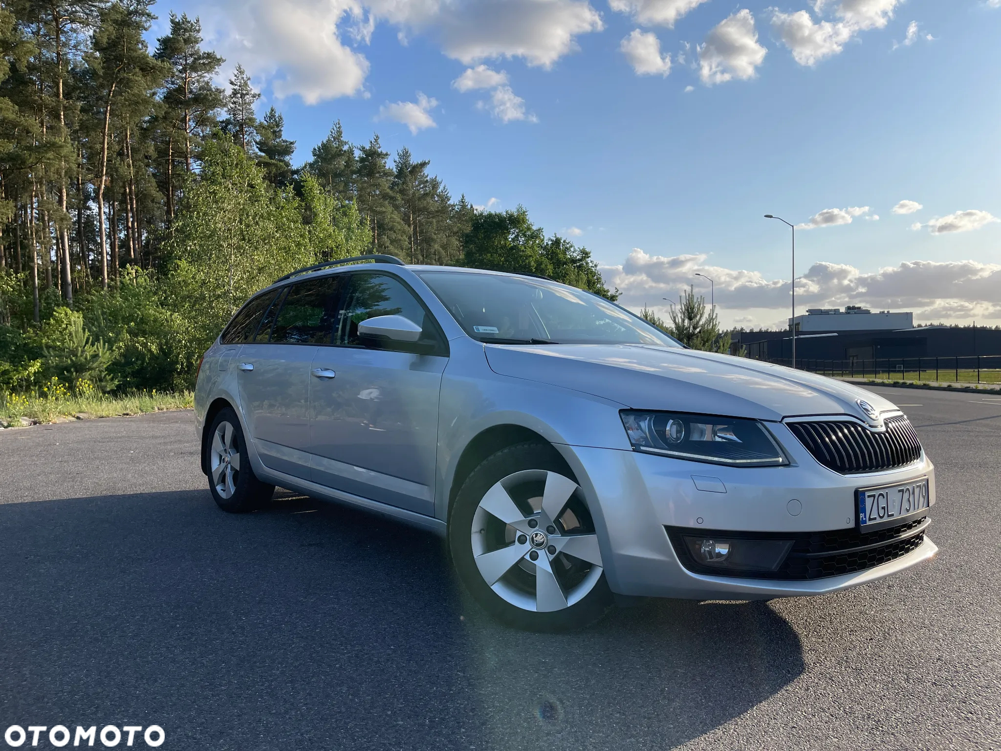 Skoda Octavia 1.6 TDI Elegance DSG - 8