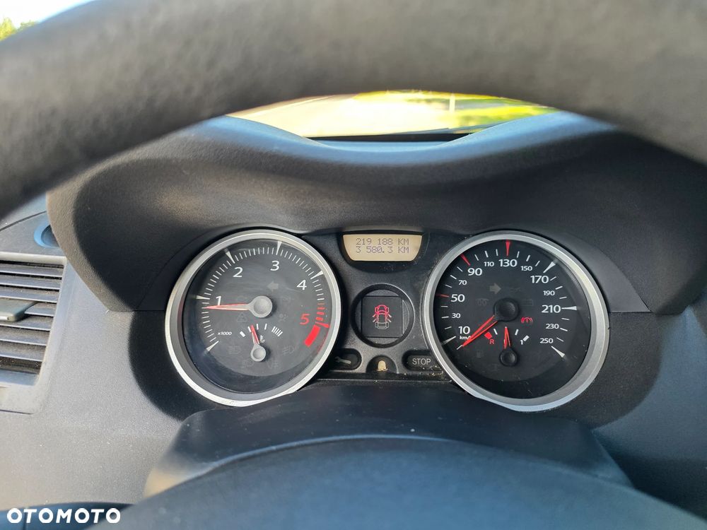 Renault Megane - 25