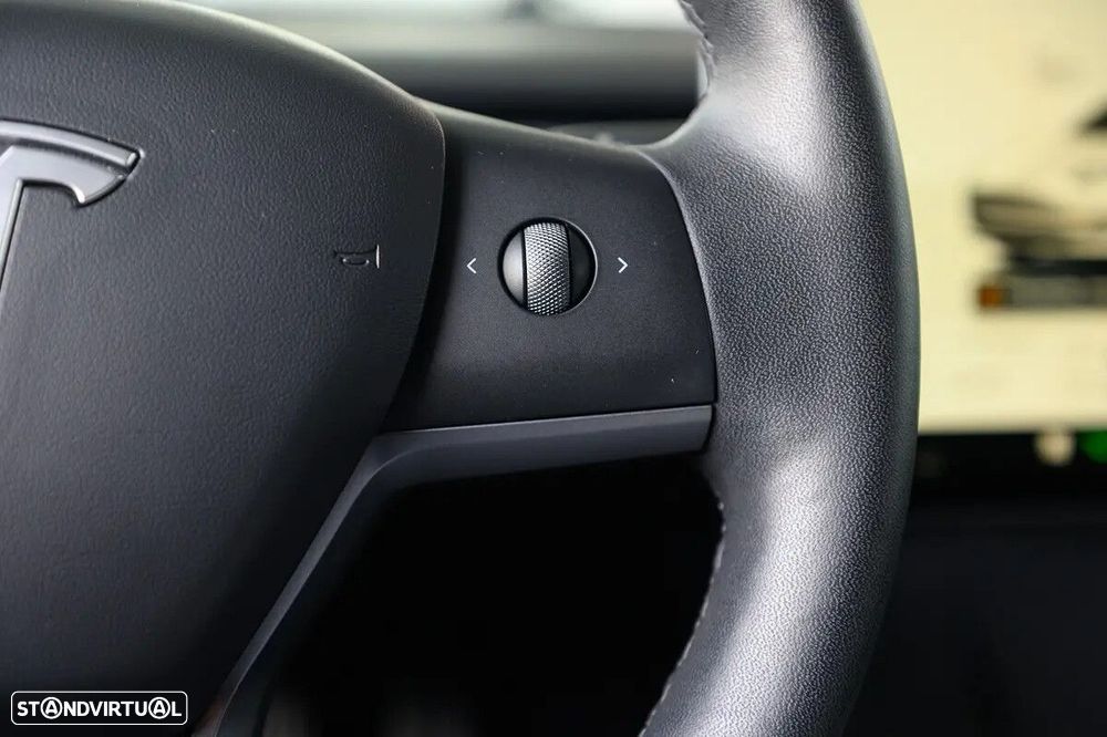 Tesla Model 3 Long Range AWD Dual Motor - 28