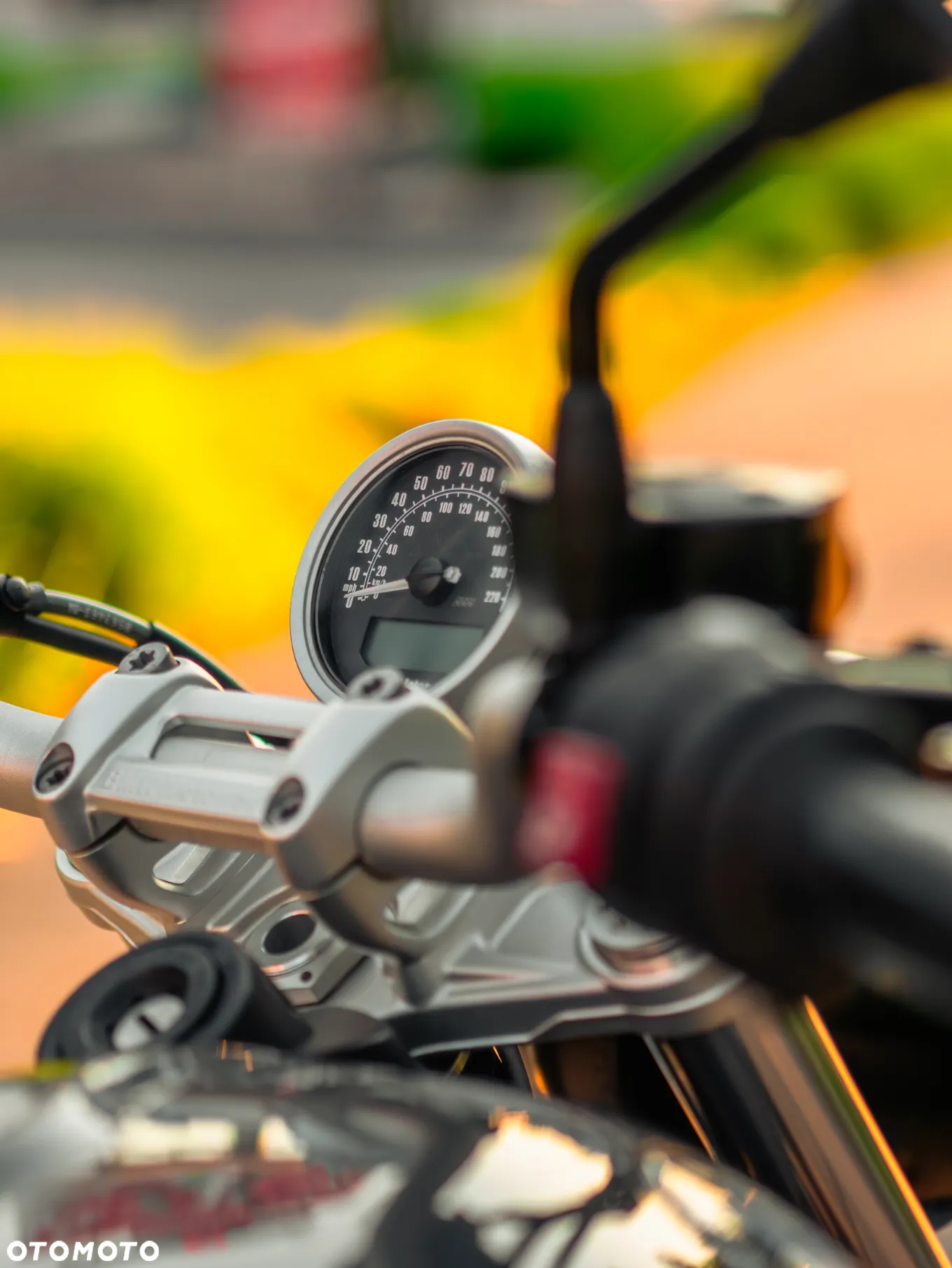 BMW R - 19