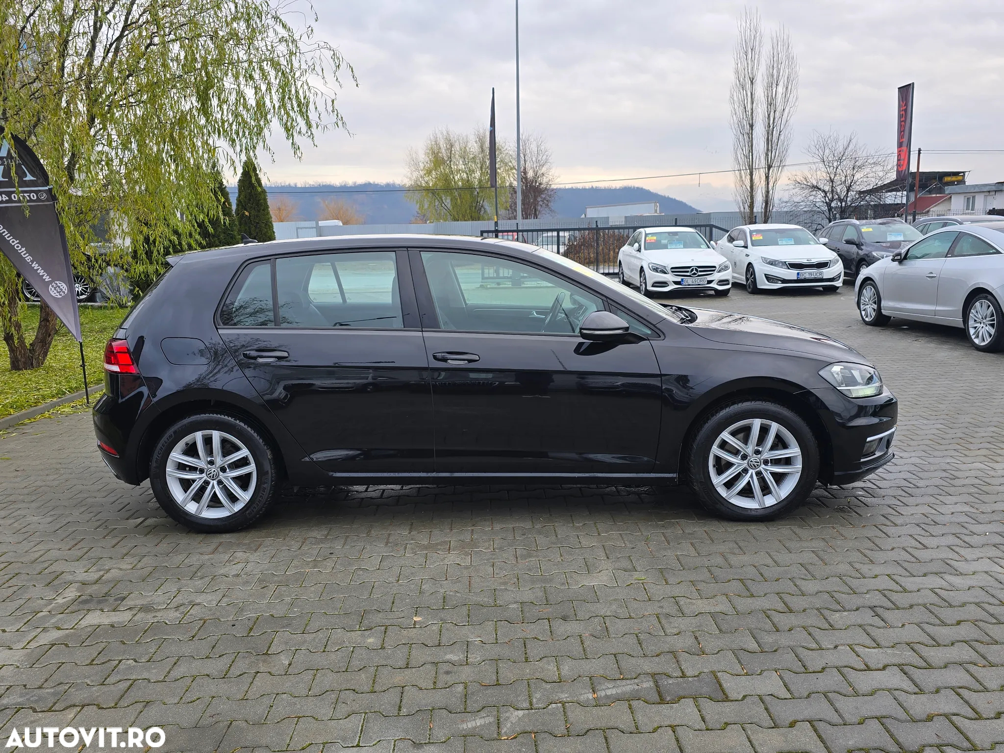 Volkswagen Golf 1.6 TDI (BlueMotion Technology) Comfortline - 5