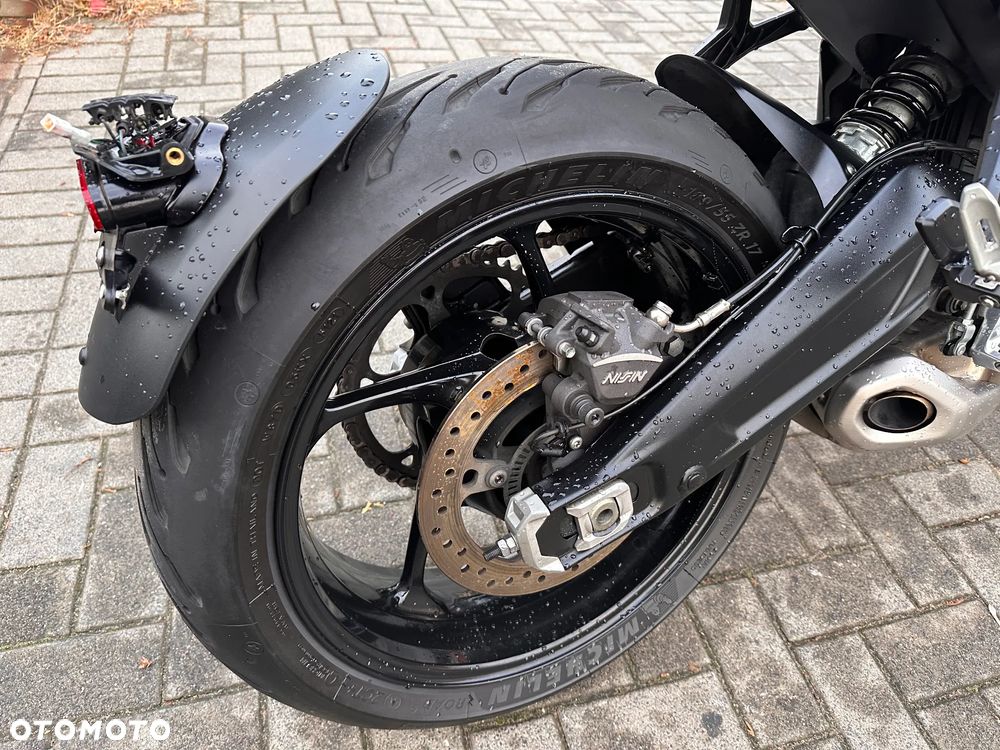 Triumph Trident - 13