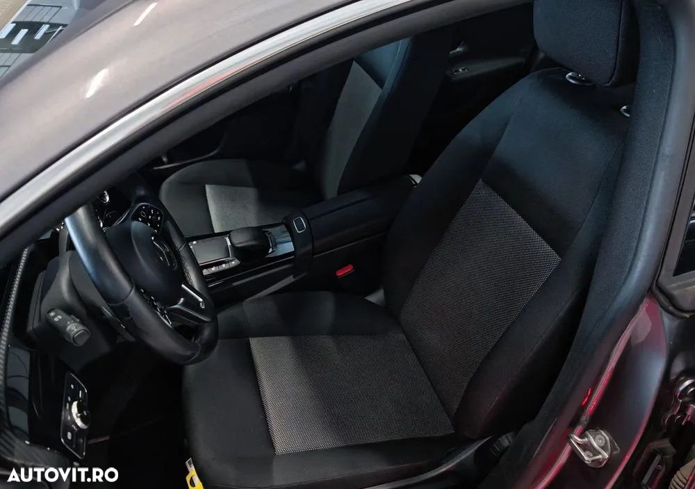 Mercedes-Benz CLA 180 Shooting Brake 7G-DCT - 6
