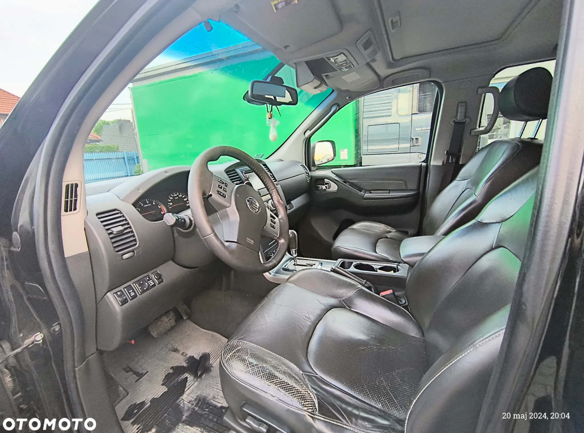 Nissan Navara 2.5 D LE - 9