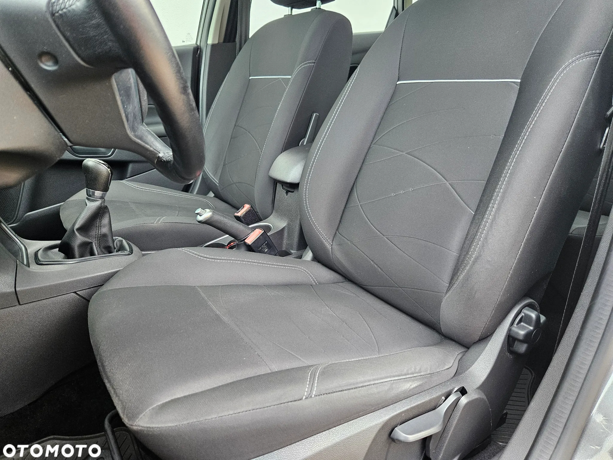 Ford Fiesta 1.0 EcoBoost S&S TITANIUM - 21