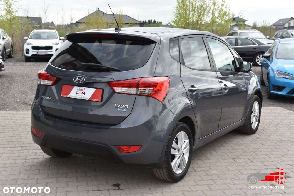 Hyundai ix20 - 10