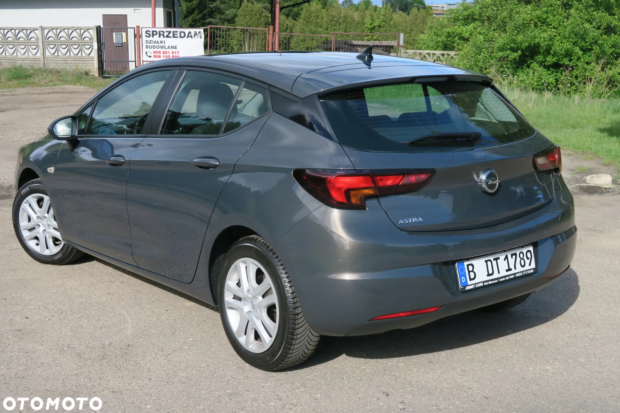 Opel Astra 1.6 D (CDTI) Edition - 17
