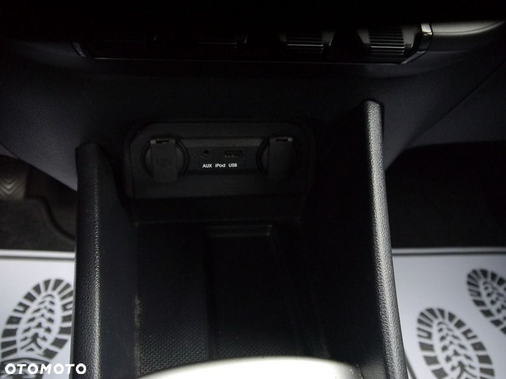 Kia Rio 1.4 L - 31