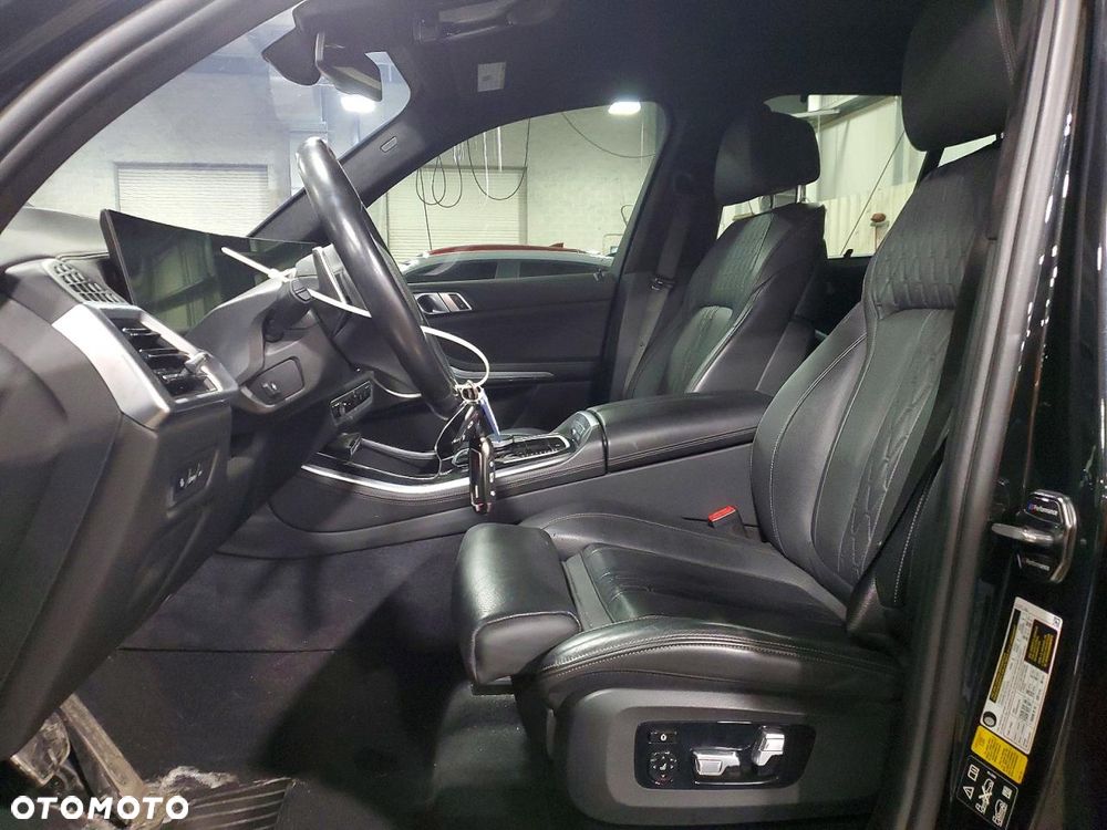 BMW X5 xDrive40i - 8