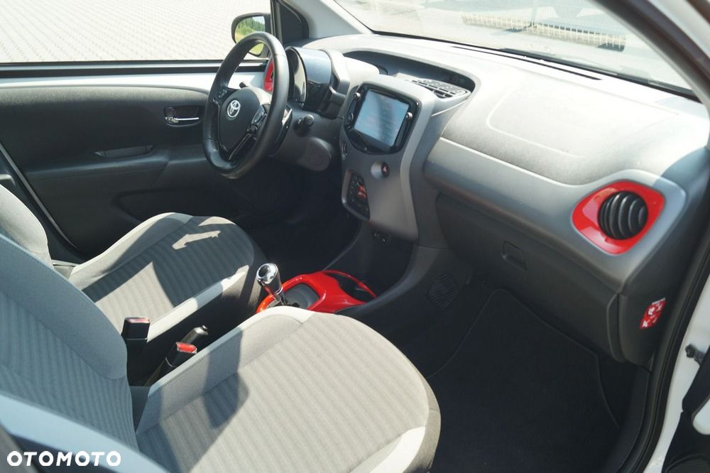 Toyota Aygo - 16