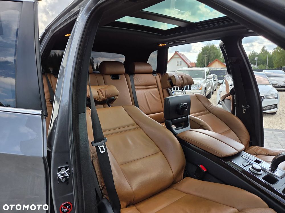 BMW X5 xDrive48i - 39