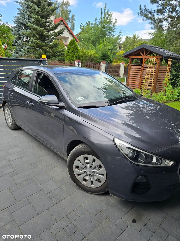 Hyundai i30 1.6 D Classic + - 2