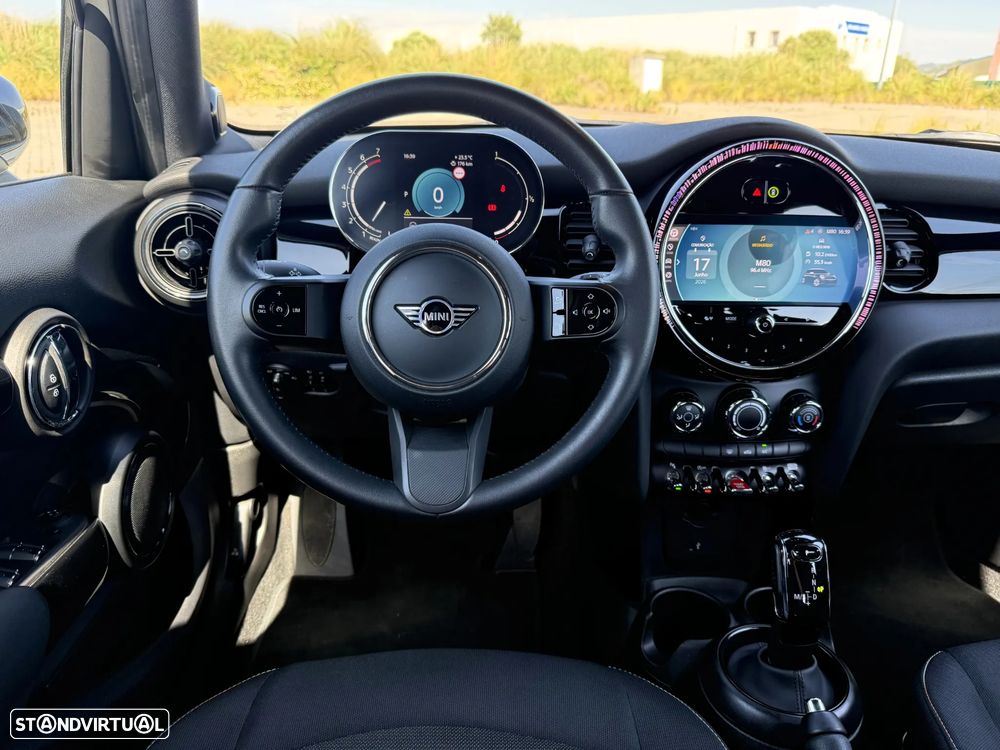 MINI 5 Portas Cooper Premium Plus JCW Auto - 35