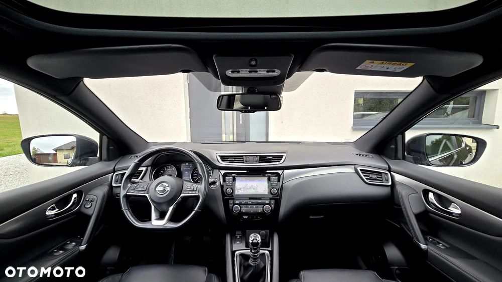 Nissan Qashqai 1.2 DIG-T TEKNA+ - 23