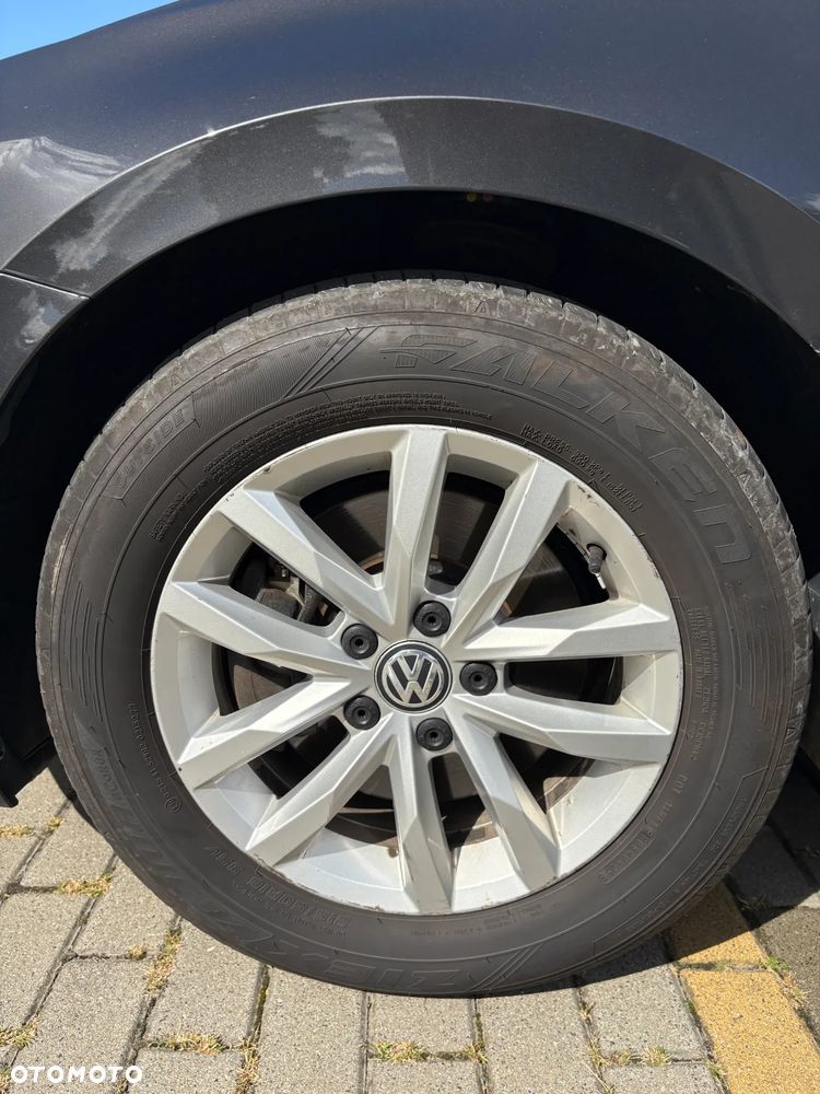 Volkswagen Passat 2.0 TDI BMT Comfortline - 24