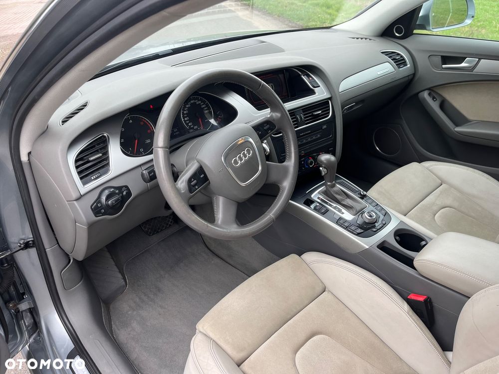 Audi A4 Avant 3.0 TDI DPF quattro S tronic S line Sportpaket - 27