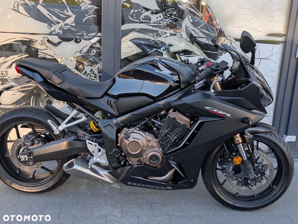 Honda CBR - 11