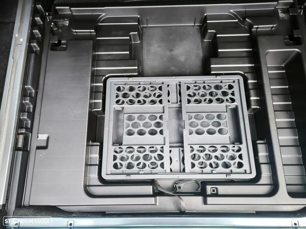 Mercedes-Benz E 250 CDi Avantgarde BE Auto. - 37