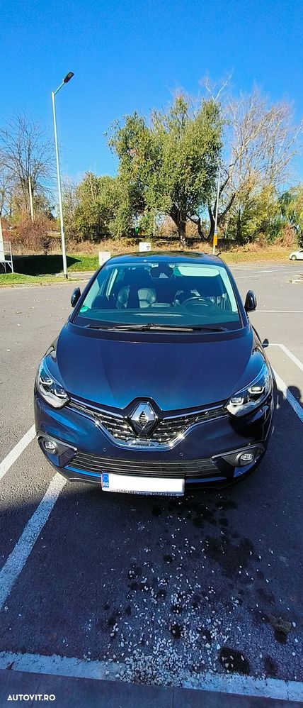 Renault Scenic - 1