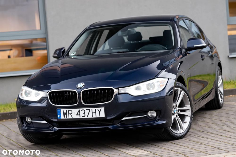 BMW Seria 3 320d DPF Edition Sport - 17