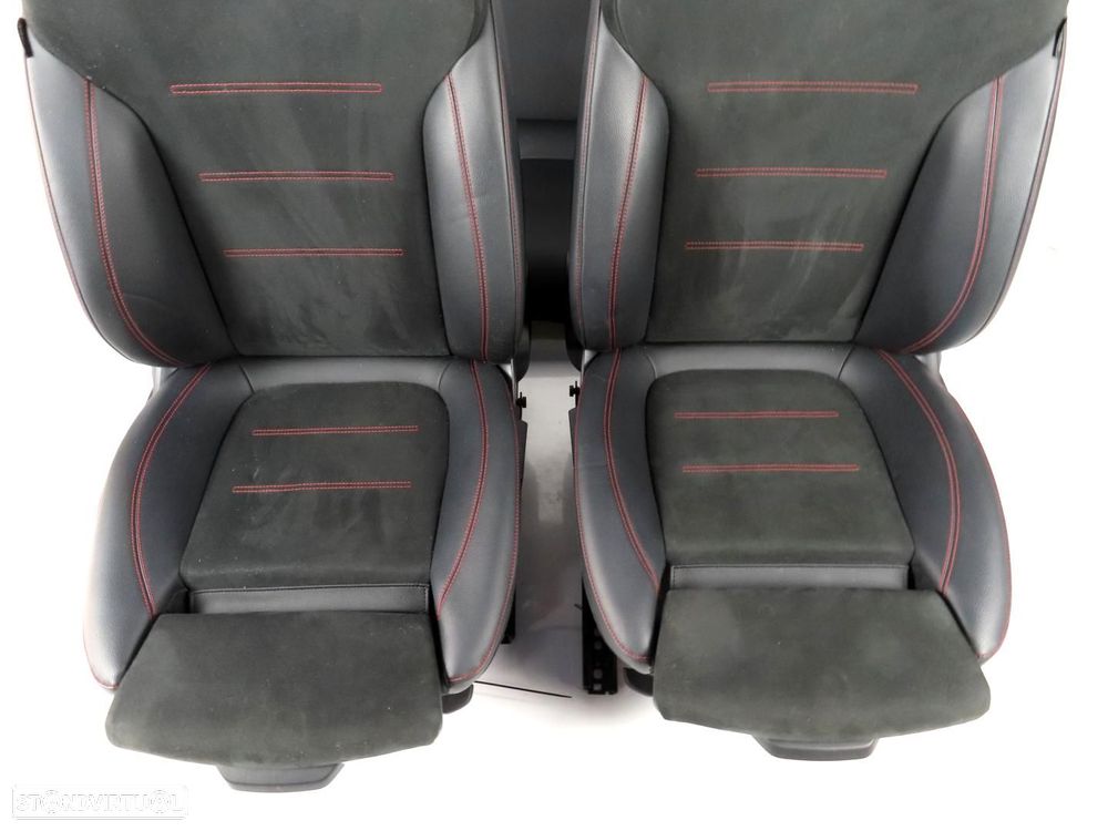 Interior desportivo AMG / Alcantra Usado / Original MERCEDES-BENZ A-CLASS (W177) - 5