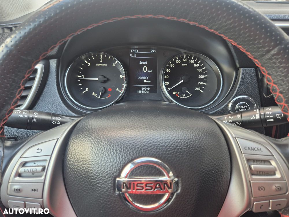 Nissan Qashqai 1.6 DCI 4 x 4 DPF Start/Stop tekna - 12