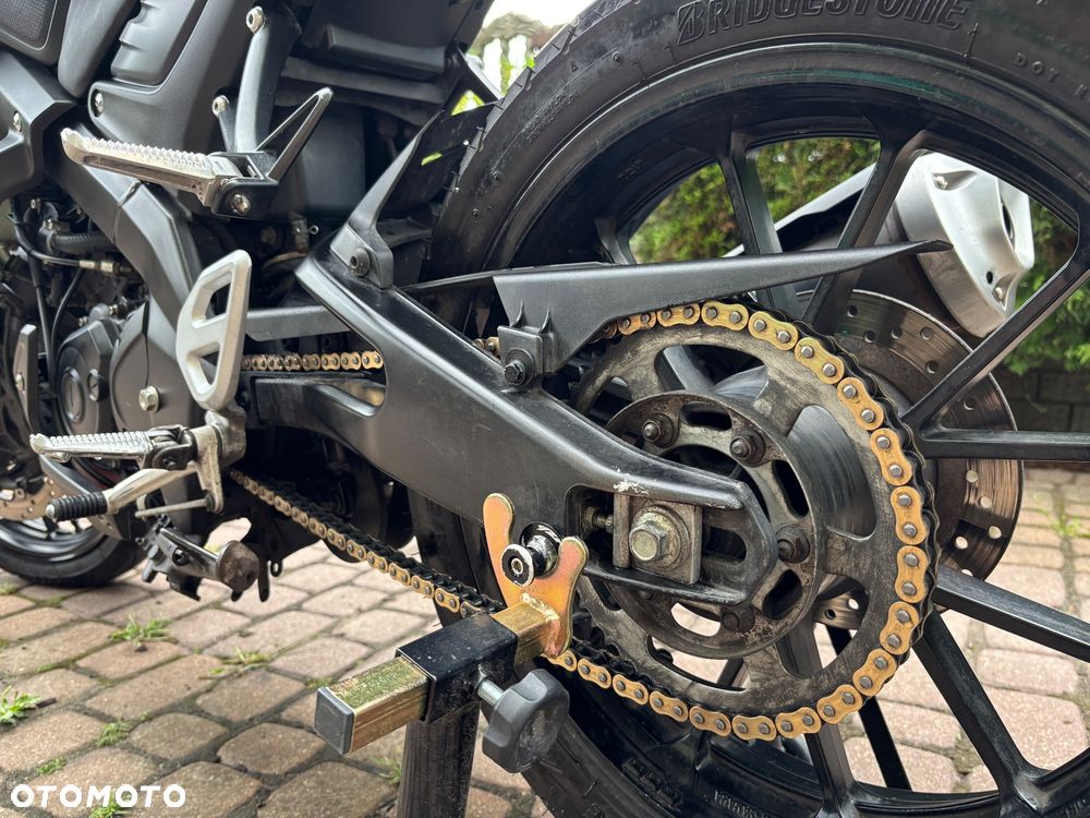 Yamaha MT - 9