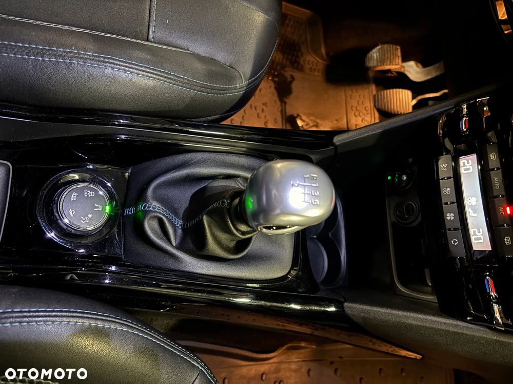 Peugeot 2008 1.2 Pure Tech GPF Crossway S&S - 15