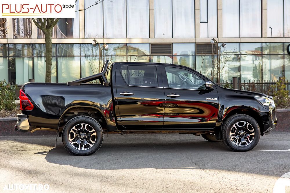 Toyota Hilux 2.8D 204CP 4x4 Double Cab AT Executive - 9