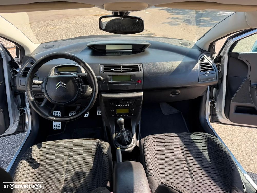 Citroën C4 1.6 HDi 110 VTR Pack - 9