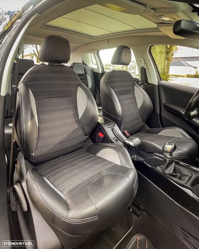 Peugeot 2008 PureTech 110 Stop&Start Allure - 6