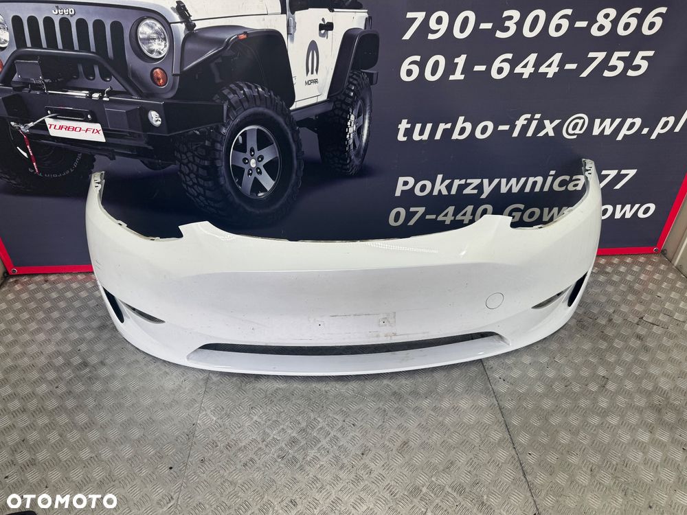 Tesla Y zderzak przód - 1