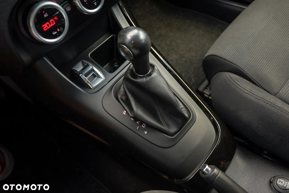 Alfa Romeo Giulietta 2.0 JTDM 20V TCT Speciale - 24