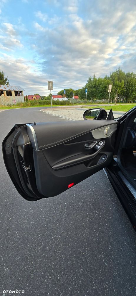 Mercedes-Benz Klasa C 200 7G-TRONIC - 24