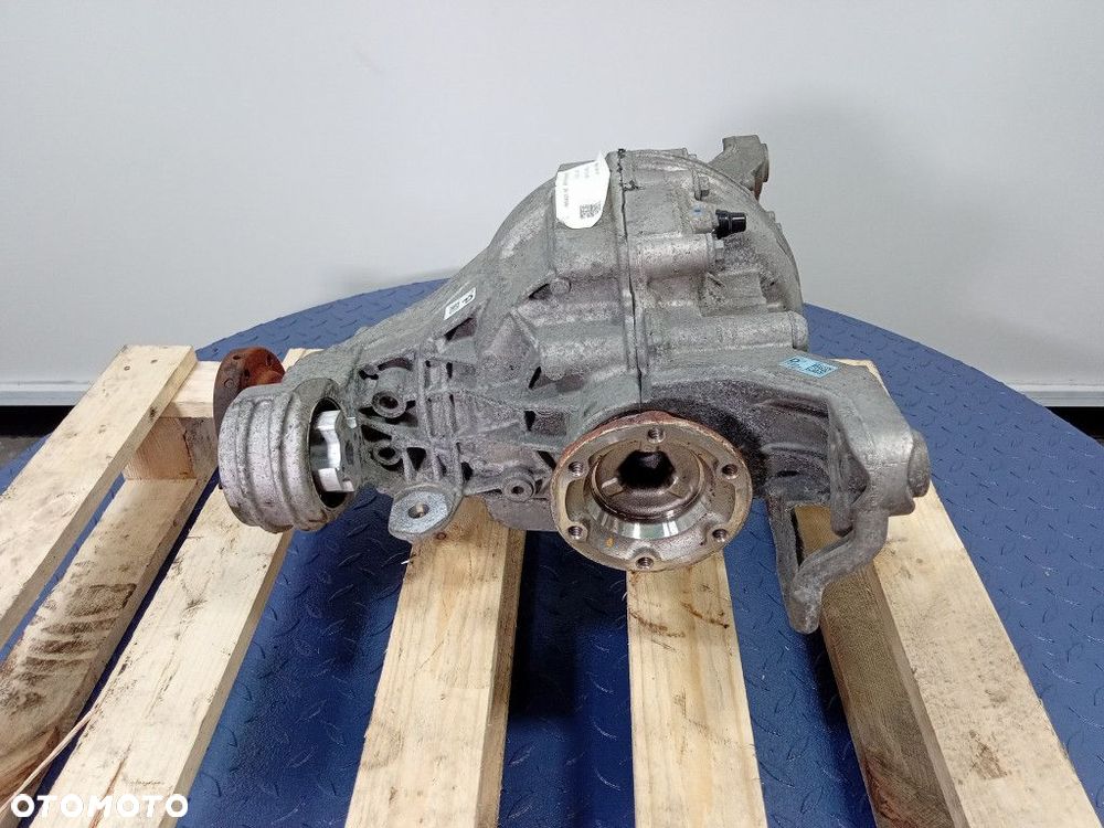 BENTLEY BENTAYGA 6.0 W12 AUDI Q7 SQ7 4M MOST DYFER TYŁ 0DG500043 - 2